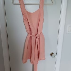 H&M peach romper NWOT